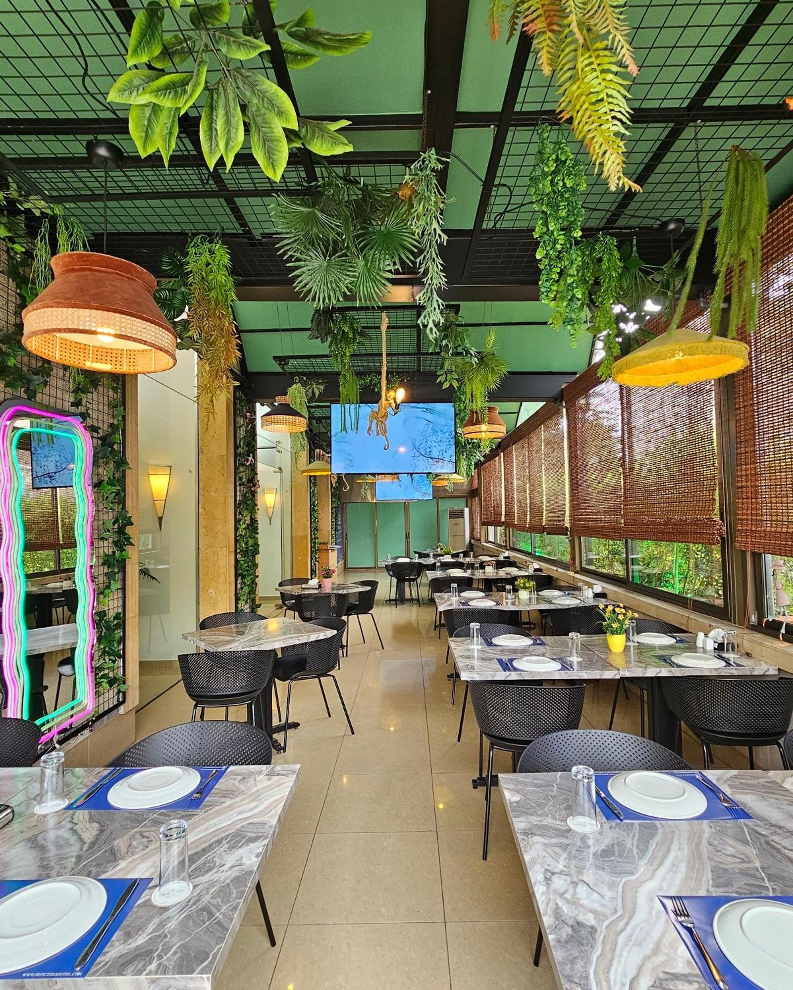 Princessa Hotel Jounieh Exterior photo